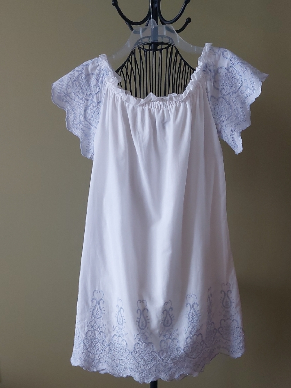 MOHITO, Size M, White 100% Cotton Embroidered Off-Shoulder Dress - Picture 2 of 7